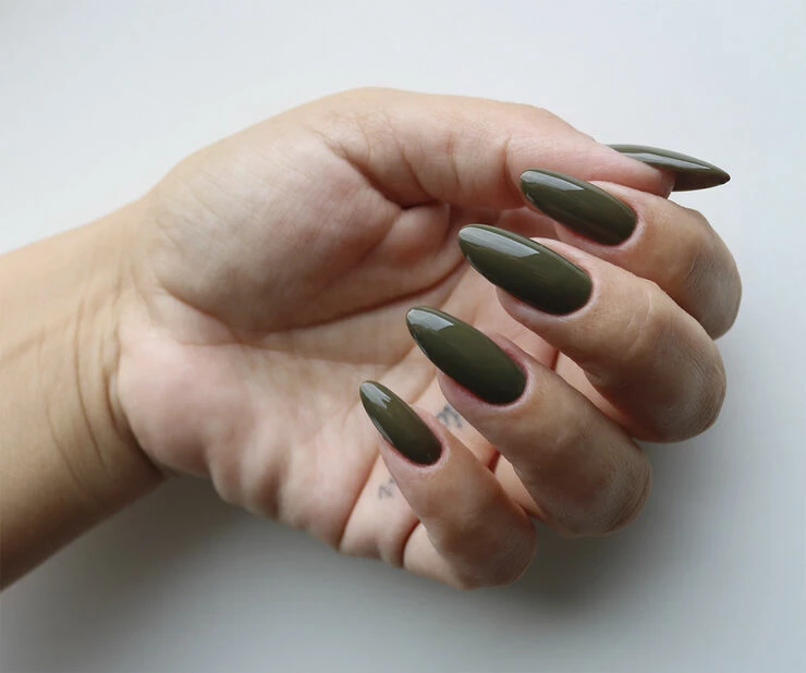 CND Cap & Gown - Billede 2