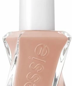 Essie Gel Couture 30 Sew Me