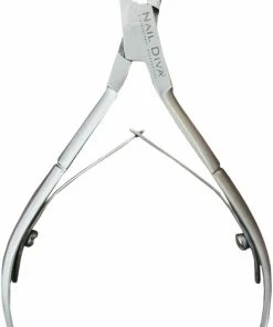 CND Cuticle Nipper