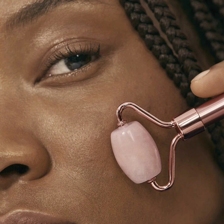 Sephora Collection Mini Rose Quartz Facial Roller Gaveæske - Billede 2